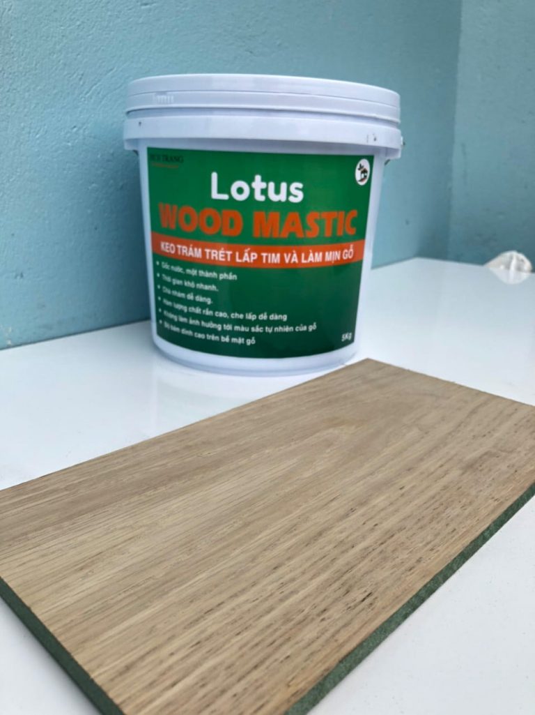 Sử dụng bột trét gỗ Wood mastic Lotus lấp tim gỗ
