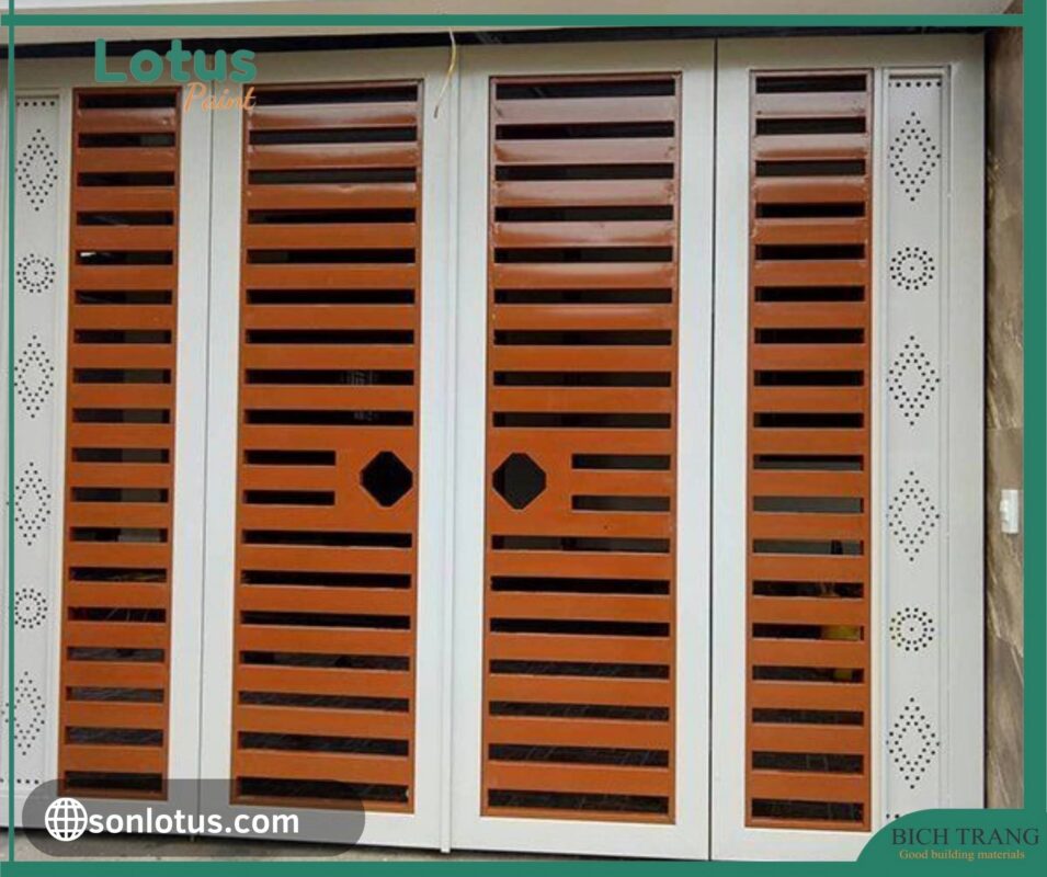 Cửa sắt 4 cánh màu xanh tươi sáng